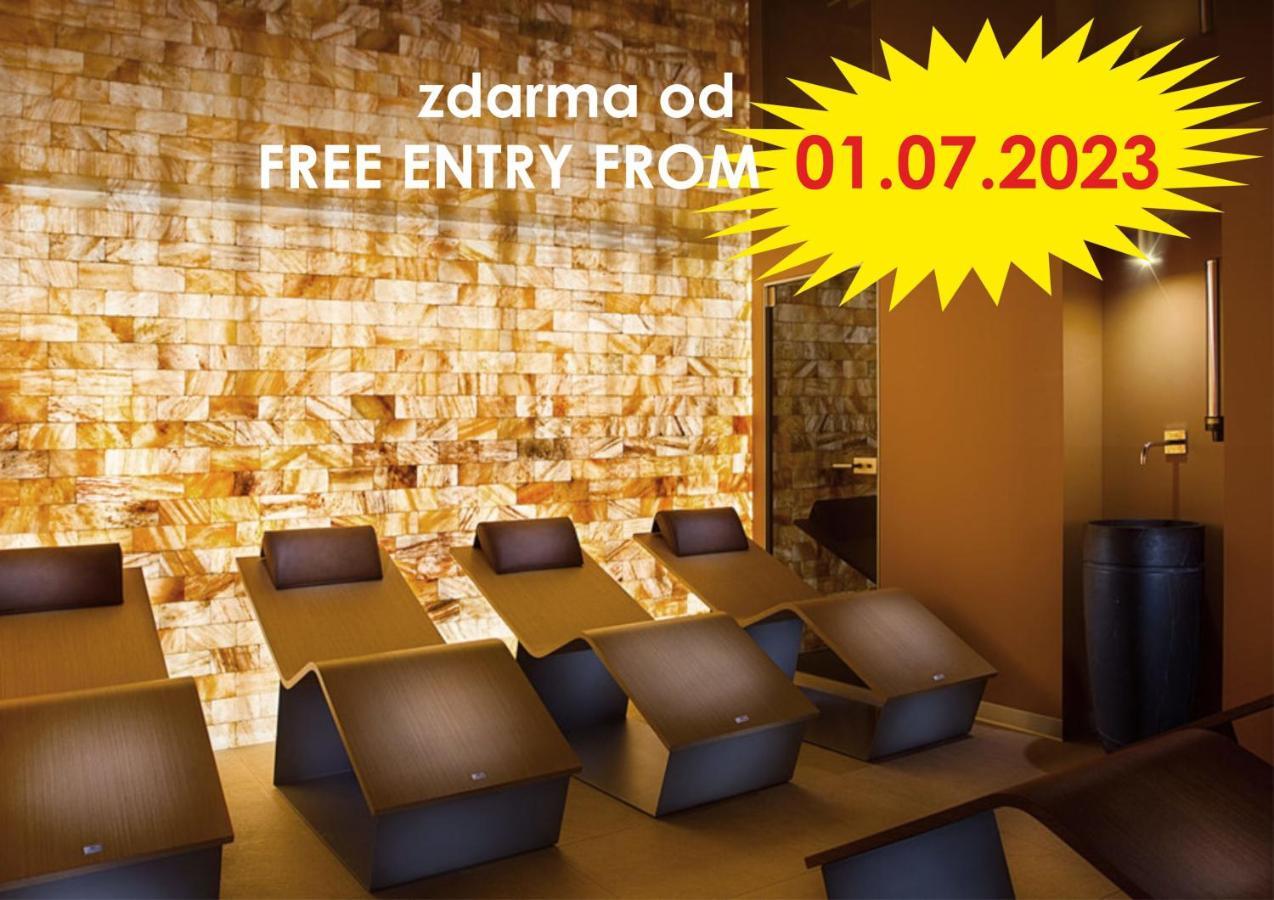 Wellness Haven: Luxurious Spa Apartment with Gaming & Gourmet Breakfast Harrachov Exterior photo